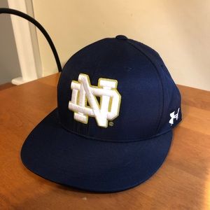 Under Armour Notre Dame Fitted Flat Bill Cap